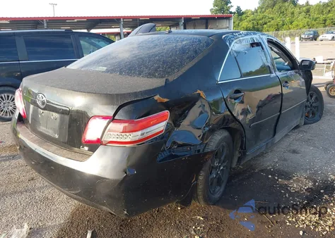 2010 Toyota Camry Le from USA, damaged, VIN 4T4BF3EK4AR075685
